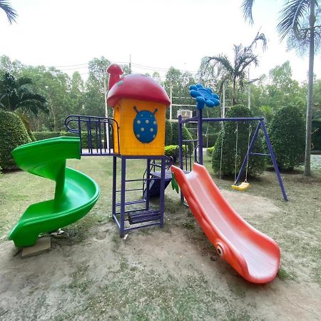 Sea Ville Grand Pattaya Haat Jomtien Eksteriør bilde